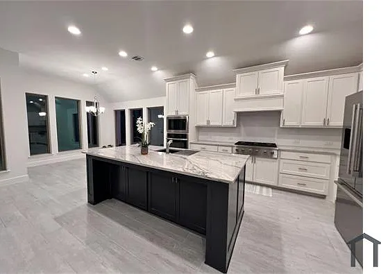 2524 Lafayette Dr — Photo 33