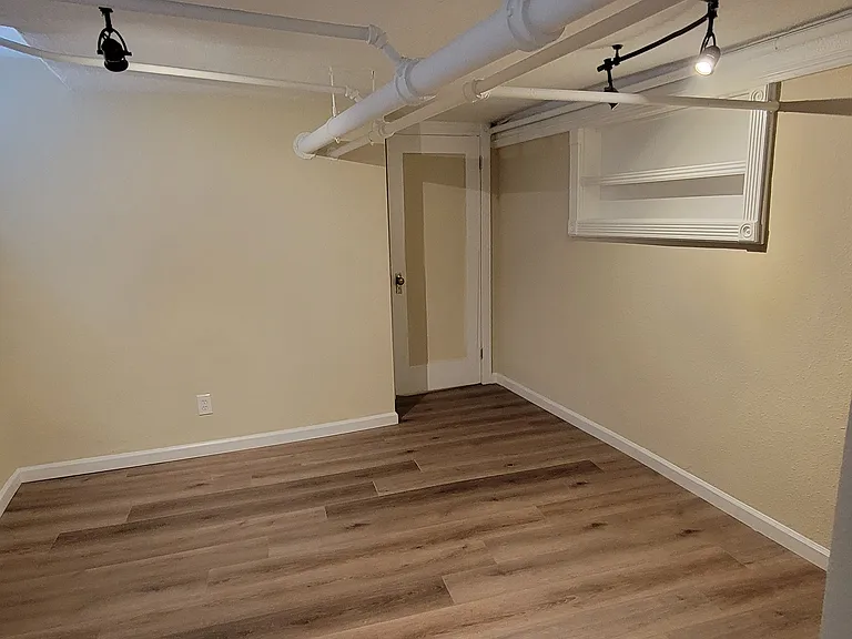 1415 N Vine St #8 — Photo 12
