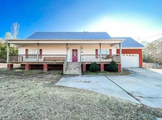 998 Deans Ferry Rd, Hayden, AL 35079