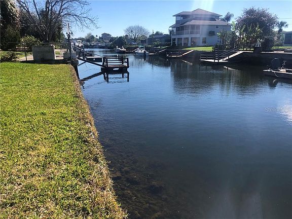 2nd image of Hatteras Dr