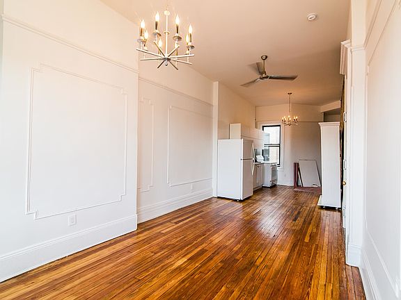 5th image of 451 Jefferson Ave APT 3L