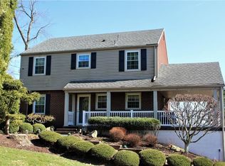 1320 Penhurst Dr, McKeesport, PA 15135