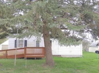 708 W State St, Kiester, MN 56051