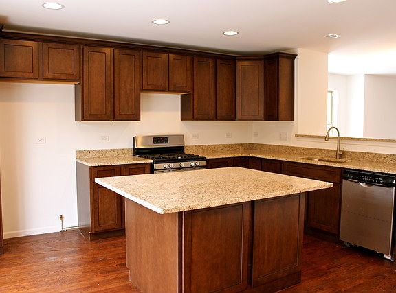 2nd image of 414 N Jayden Dr #4