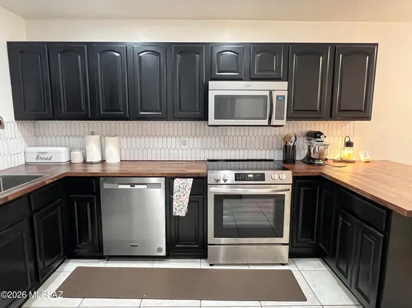 6255 N Camino Pimeria Alta APT 49, Tucson, AZ 85718