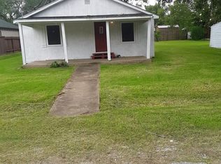 120 Sycamore St, Port Neches, TX 77651