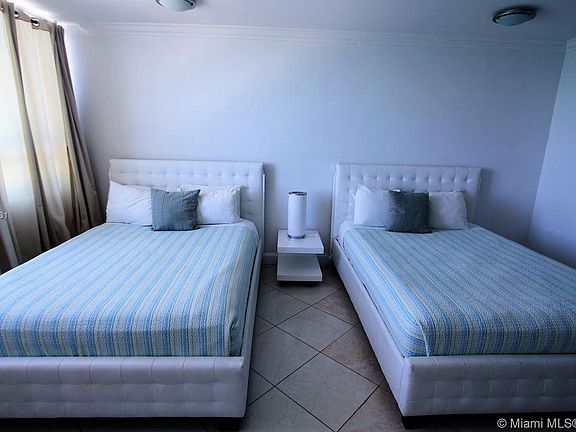 5th image of 5445 Collins Ave APT 1624