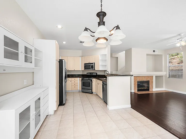 11237 Carmel Creek Rd #5 — Photo 15
