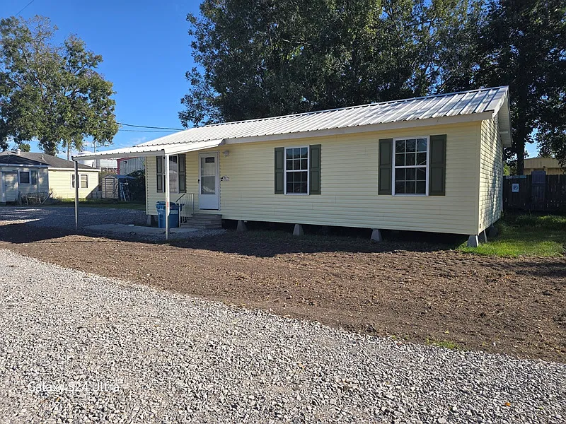 1004 Nina Hwy #6