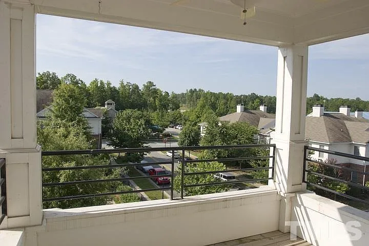 701 Copperline Dr #301 — Photo 9