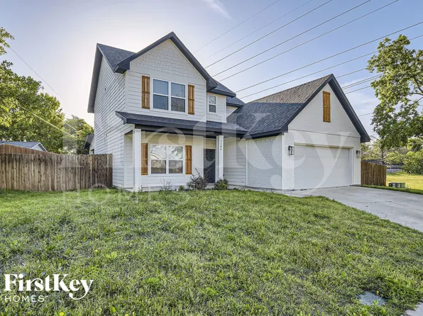 7384 Parkside Place Dr, North Richland Hills, TX 76180