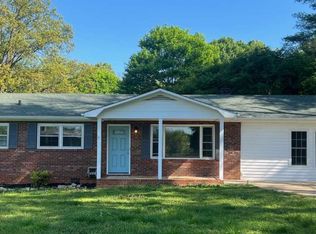 2819 Randolph Rd, Statesville, NC 28625