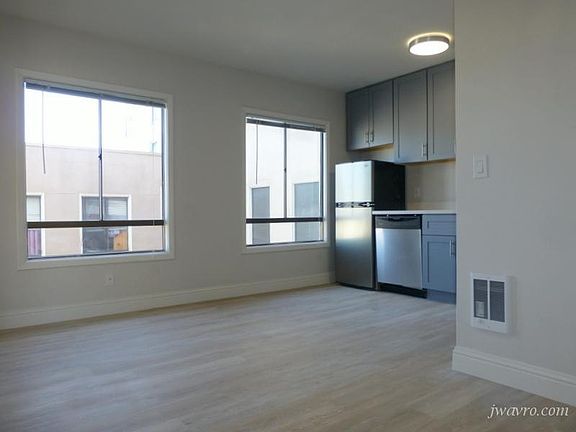4th image of 80 Terra Vista Ave #7O5