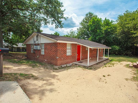 3rd image of 741 Woodard Ave #743