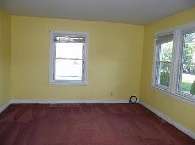 2nd image of 1570 E Forest Ave