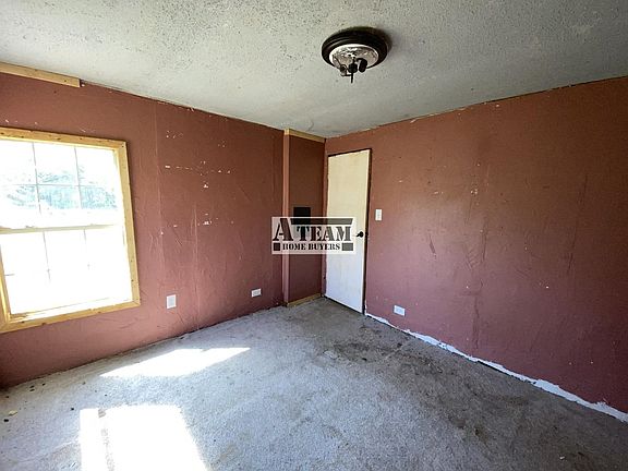 5th image of 306 Longleaf St