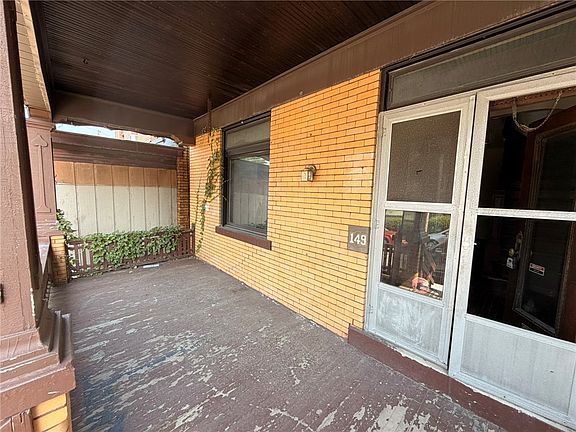 2nd image of 149 Margaret St