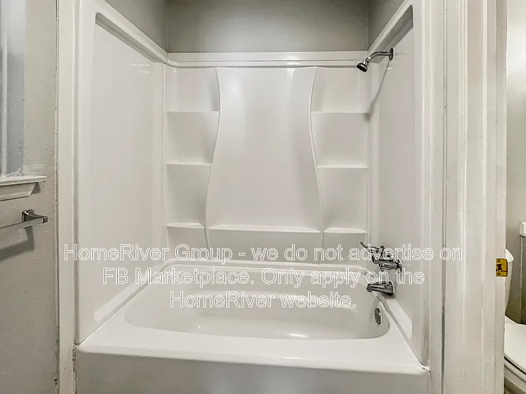 4814 Castle Arms — Photo 9