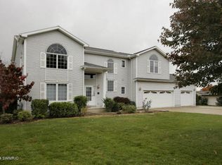 25495 Ironwood Dr, Sturgis, MI 49091