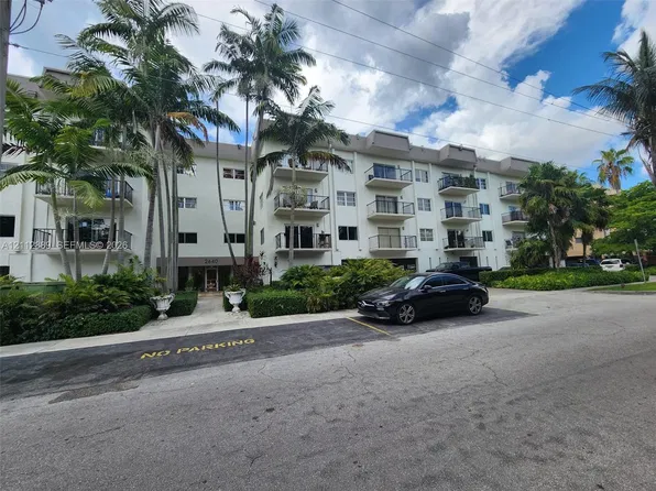 2640 NE 135th St APT 415, North Miami, FL 33181