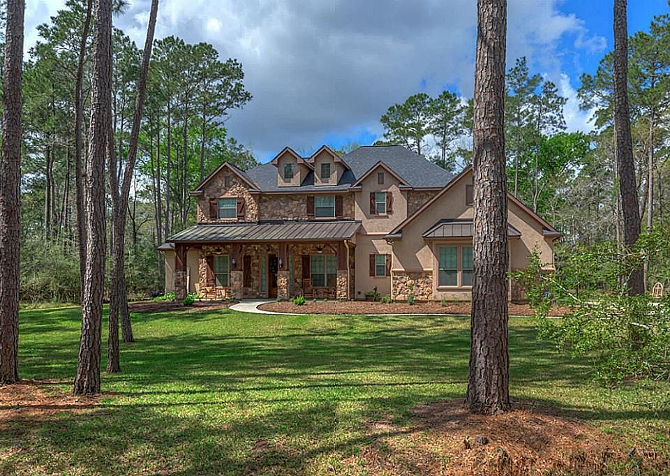 1st image of 10726 Crestwater Cir