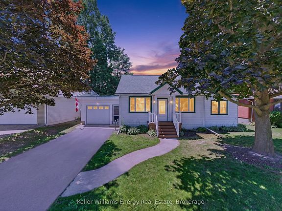2nd image of 7 Maple Ave