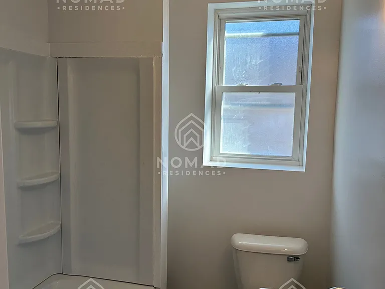 932 9th Ave #2 — Photo 8