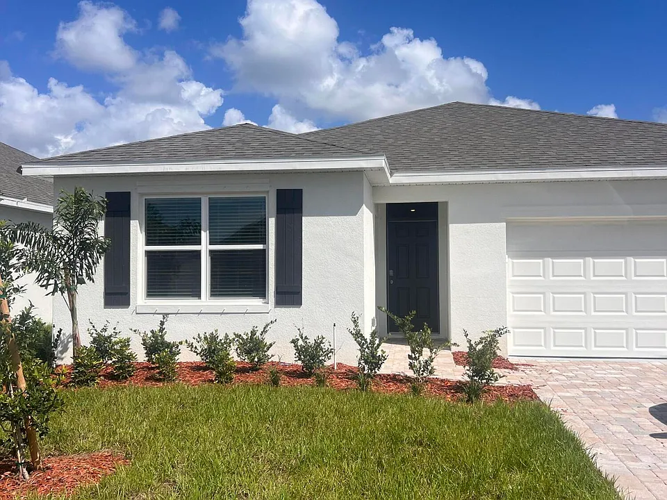 1654 Garabaldi Cir SE