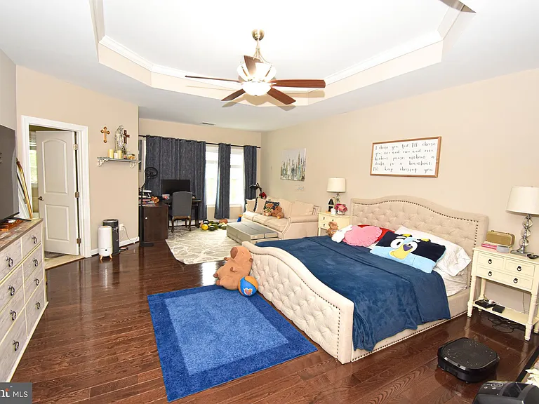 21268 Park Grove Ter — Photo 26