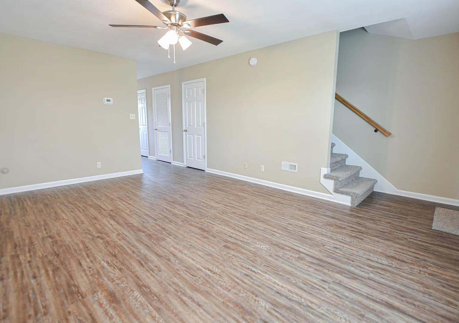 1030 W Creek Coyote Trail — Photo 3