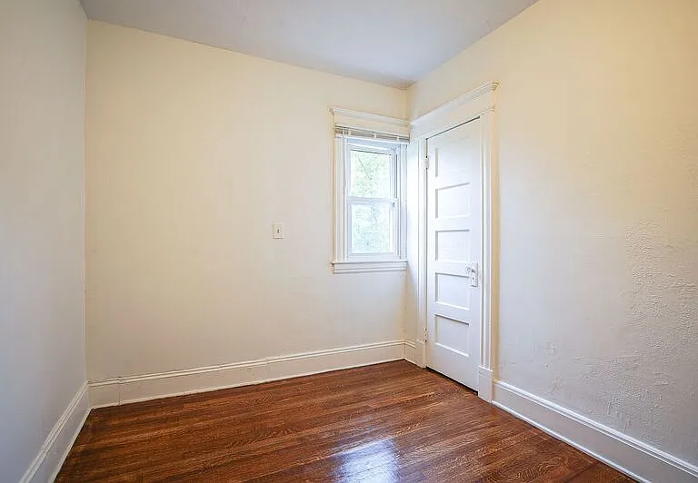 57 Newman St #3 — Photo 8