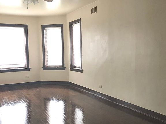 4th image of 7801 S Marshfield Ave #2