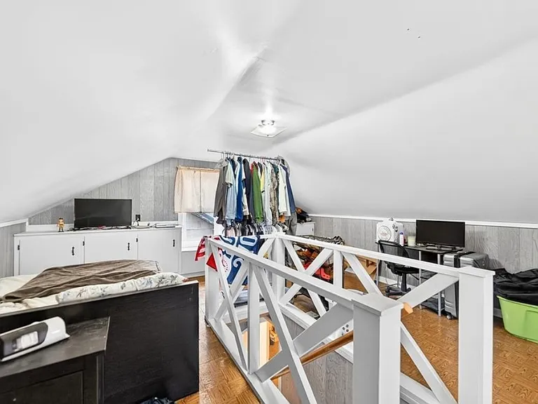 223 Natchez St #2 — Photo 12