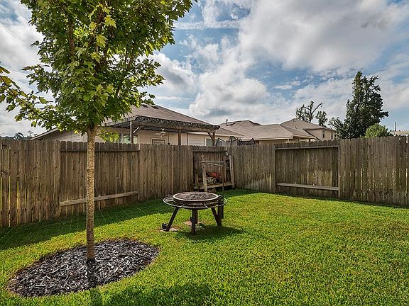 3rd image of 28926 Hidden Cove Dr