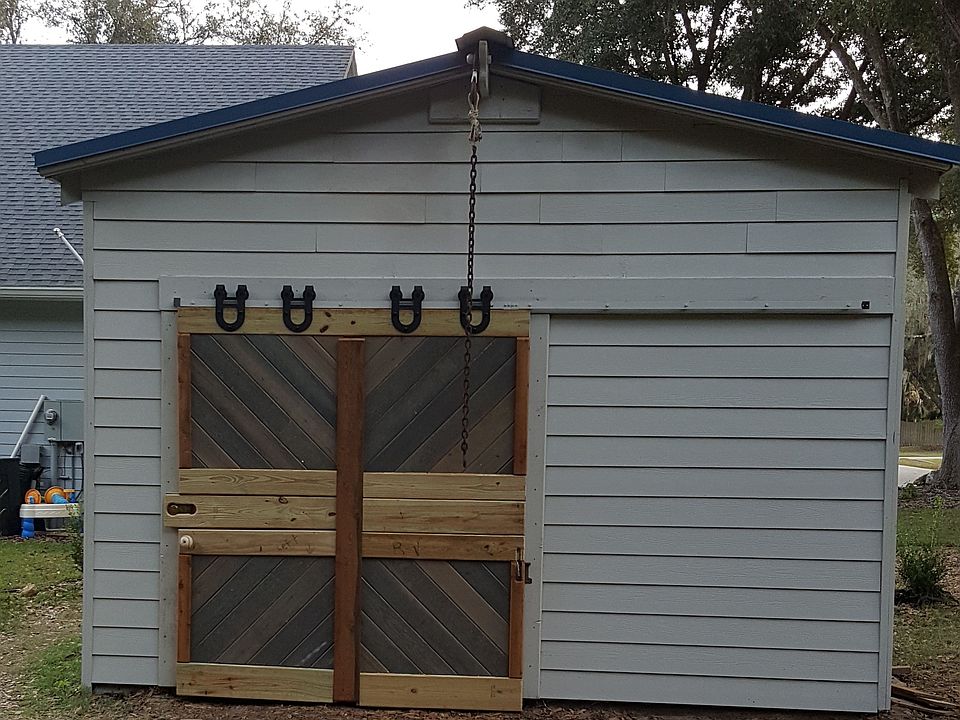 2nd image of 16718 NW 2nd Rd
