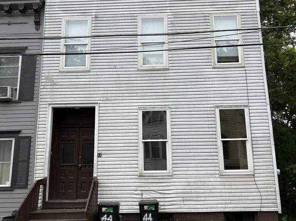 44 Osborne St APT 1, Albany, NY 12202