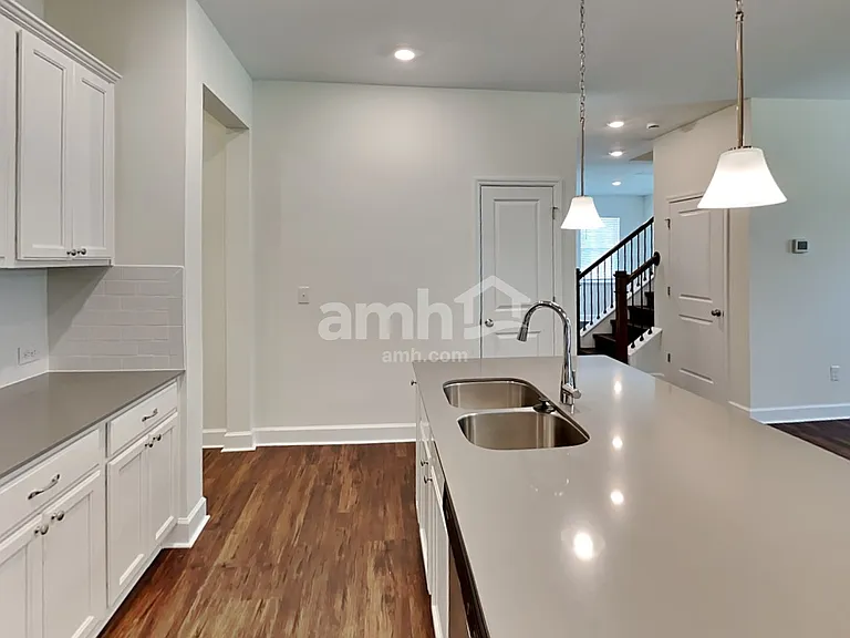 33793 Night Lily Dr — Photo 4