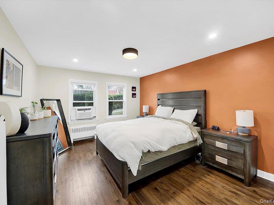 1st image of 120 N Broadway #16A
