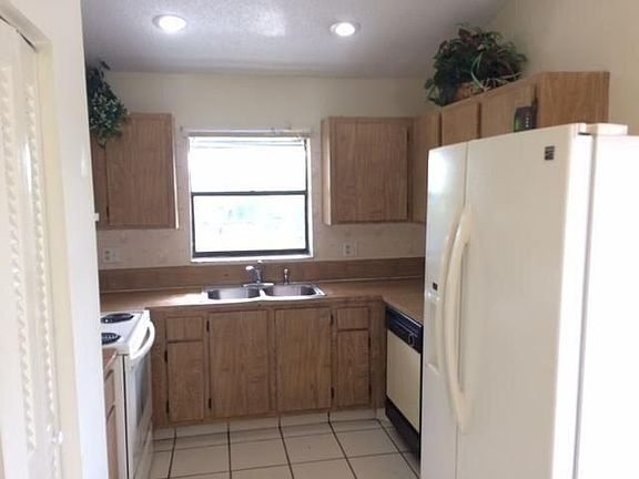 2nd image of 5424 NW 56th Ct