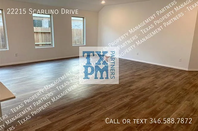 22215 Scarlino Dr — Photo 5