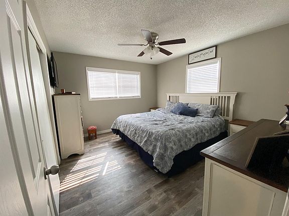 5th image of 310 N Avenue Q