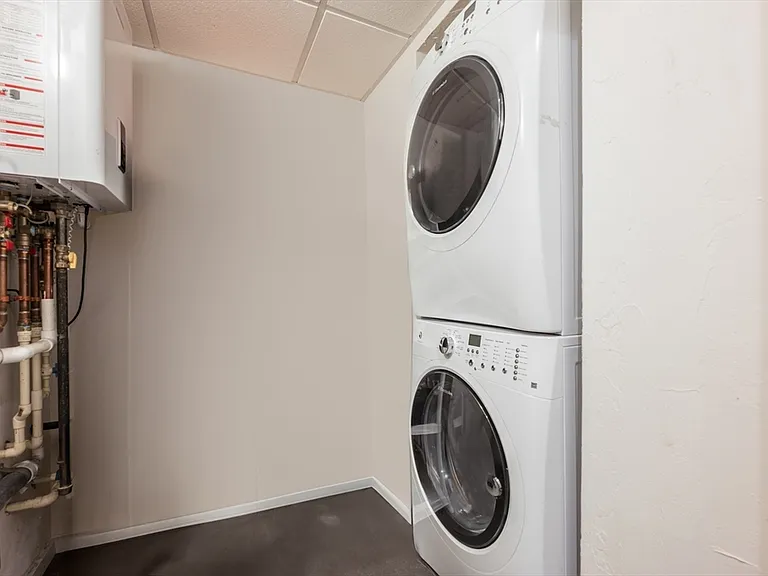 14 I St #3A — Photo 8