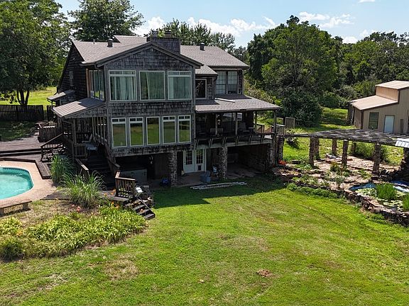 2nd image of 4018 Blue Hole Rd