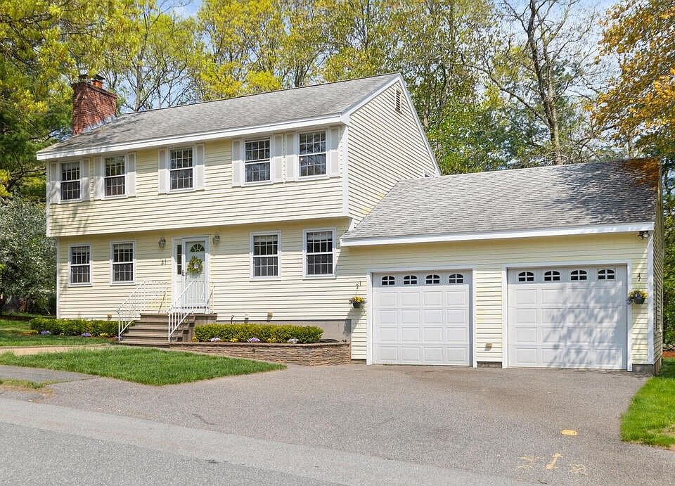 1st image of 31 Wood Ln