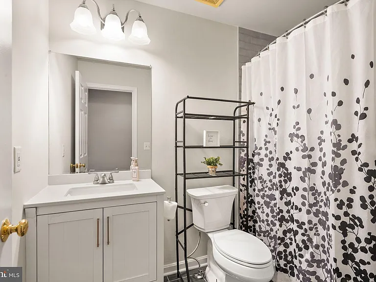 6050 Smooth Stone Pl — Photo 44