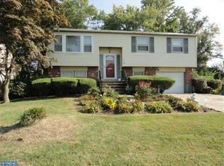 615 Hemmings Way, Lawnside, NJ 08045