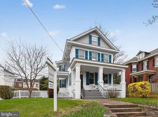 2322 37th St NW, Washington, DC 20007