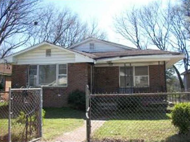 1st image of 2347 Marble Ave