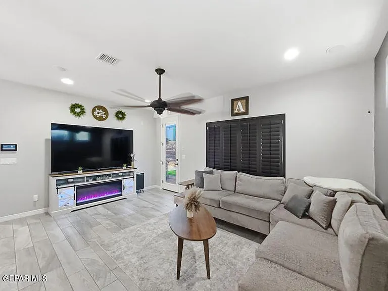 13655 Stonor Ct — Photo 7