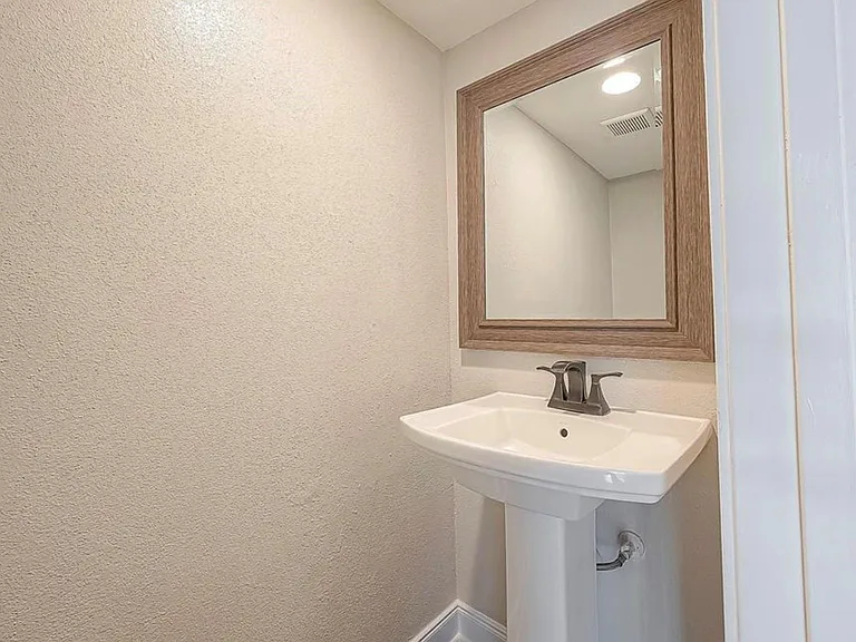 9108 Kempwood Dr #9108 — Photo 10